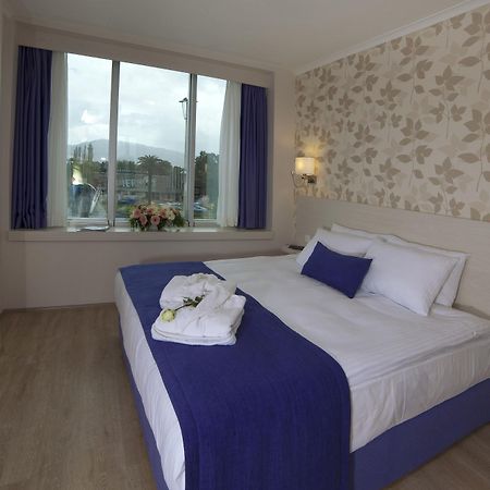 Walk In Hotel Izmir Exterior foto